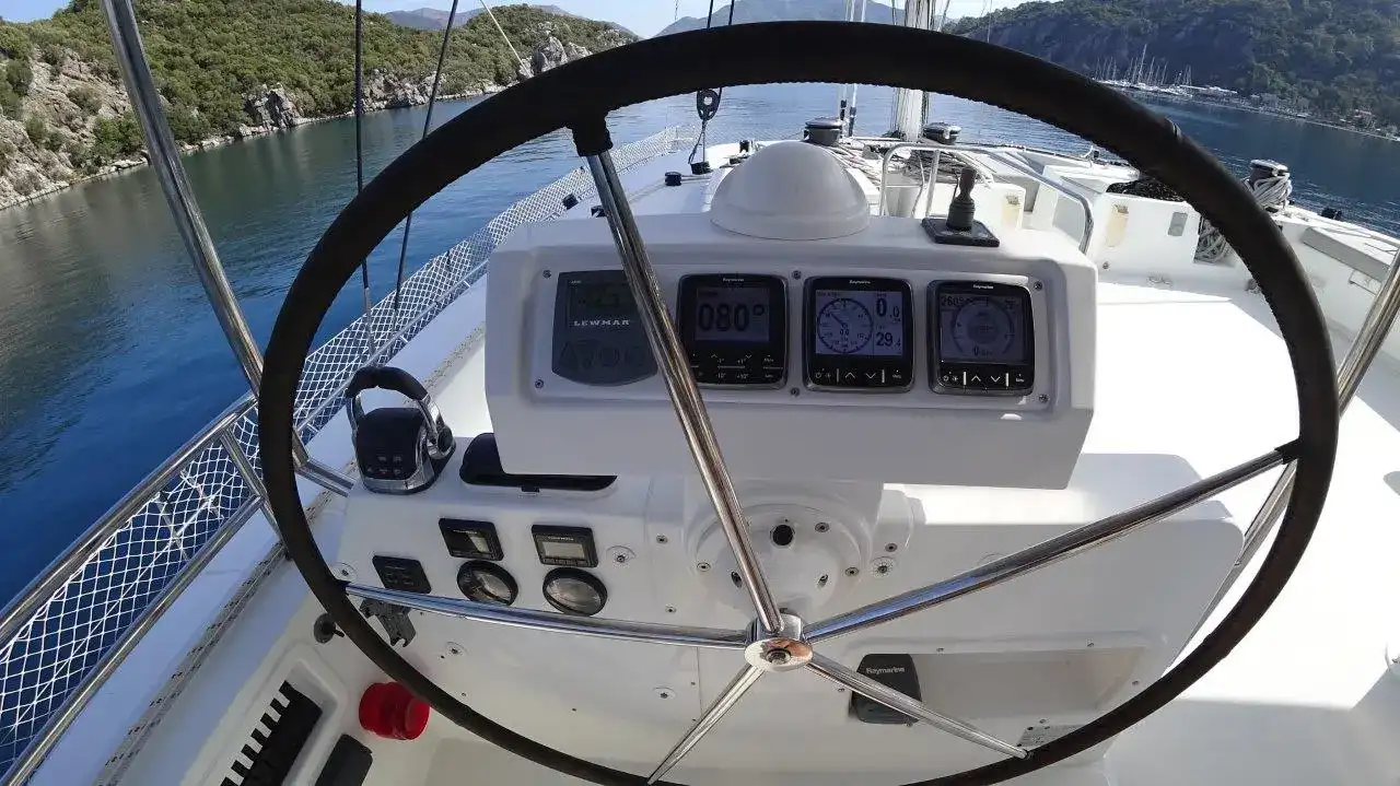 Thumbnail von Lagoon 620