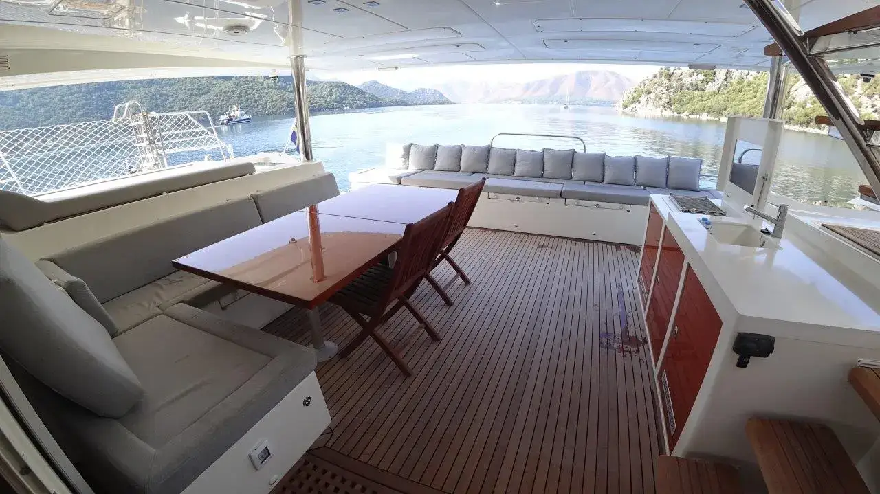 Thumbnail von Lagoon 620