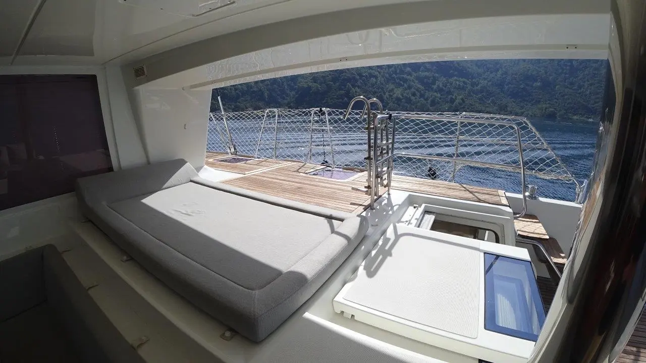 Thumbnail von Lagoon 620