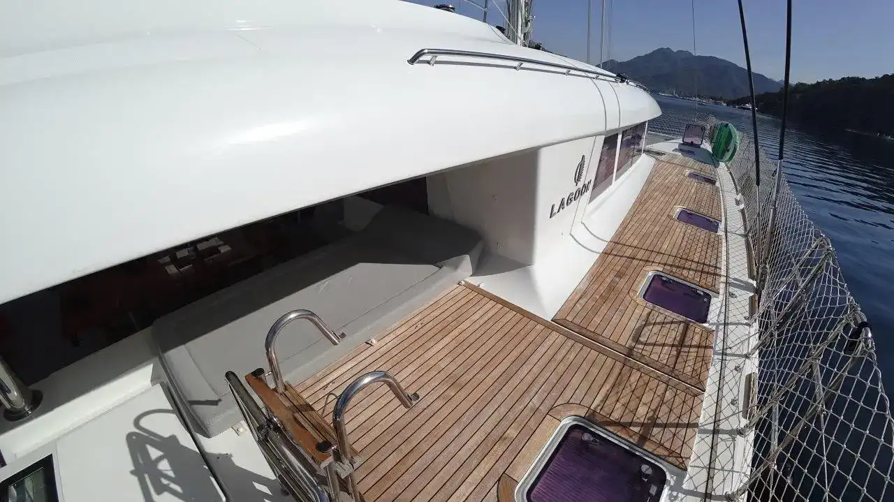 Thumbnail von Lagoon 620