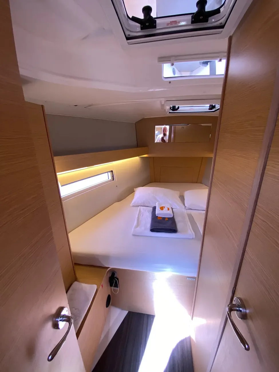 Thumbnail von Dufour 390 Paris