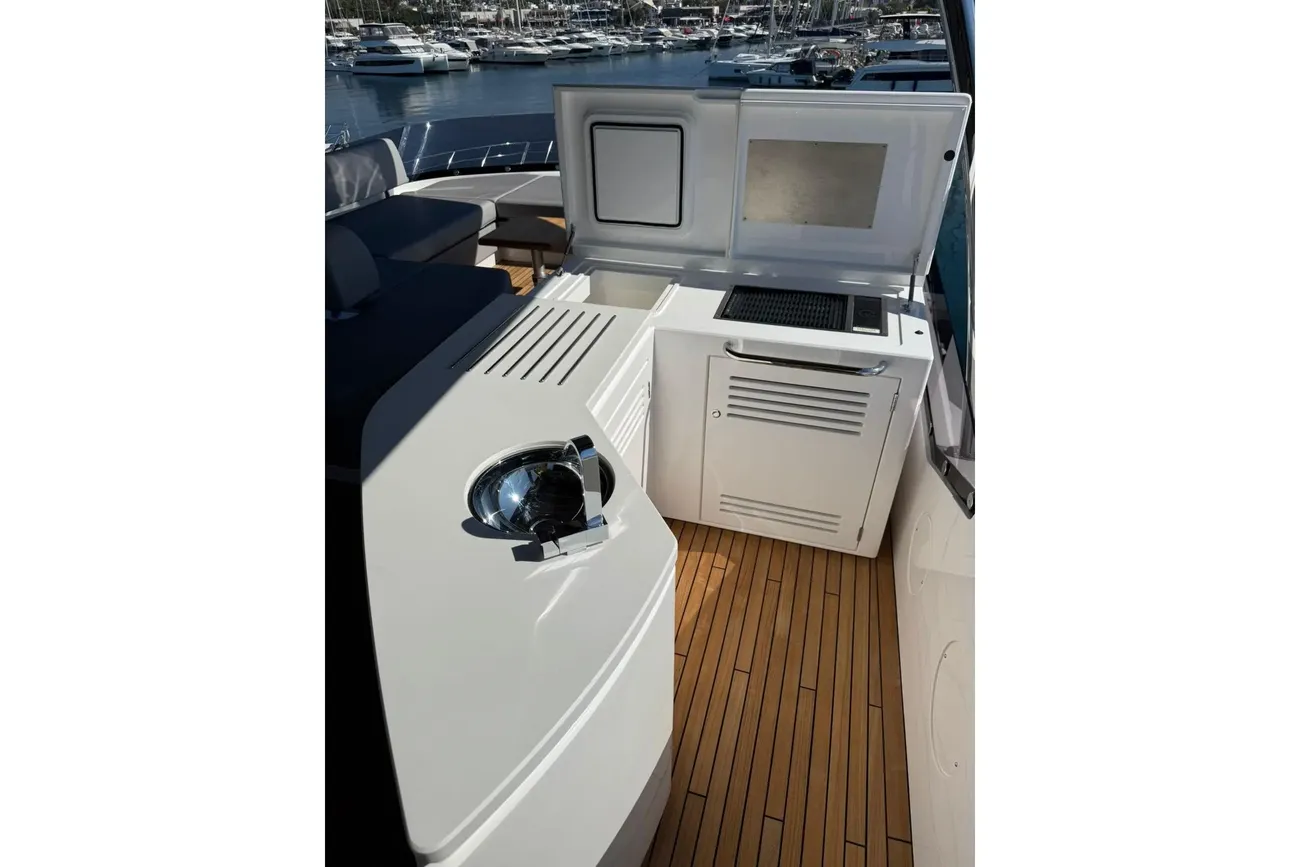 Thumbnail von Sunseeker 76 Yacht SVETLANA