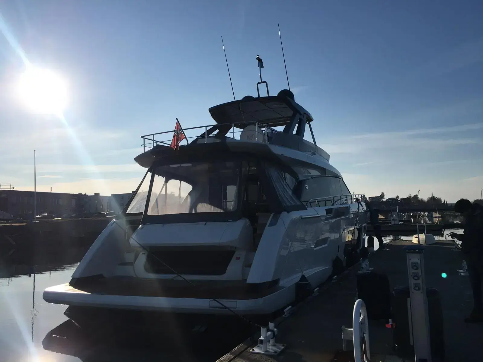 Thumbnail von Ferretti Yachts 670