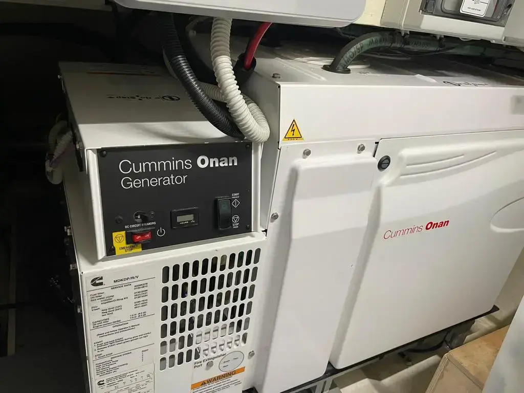 Thumbnail von Ferretti Yachts 670