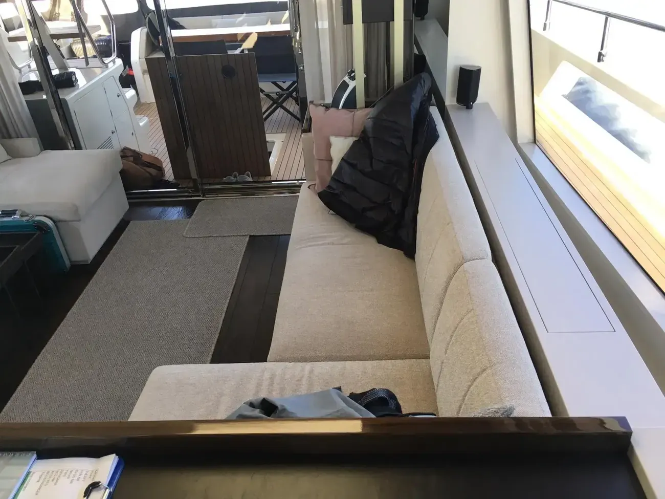 Thumbnail von Ferretti Yachts 670