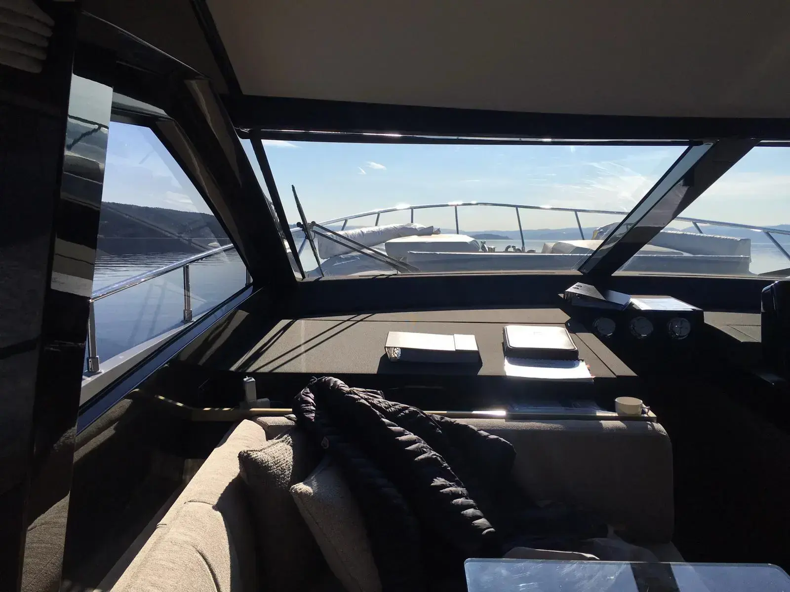 Thumbnail von Ferretti Yachts 670