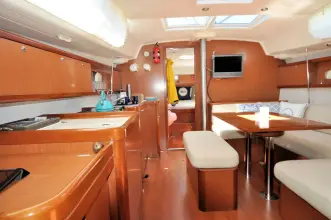 Thumbnail von Beneteau Oceanis 43