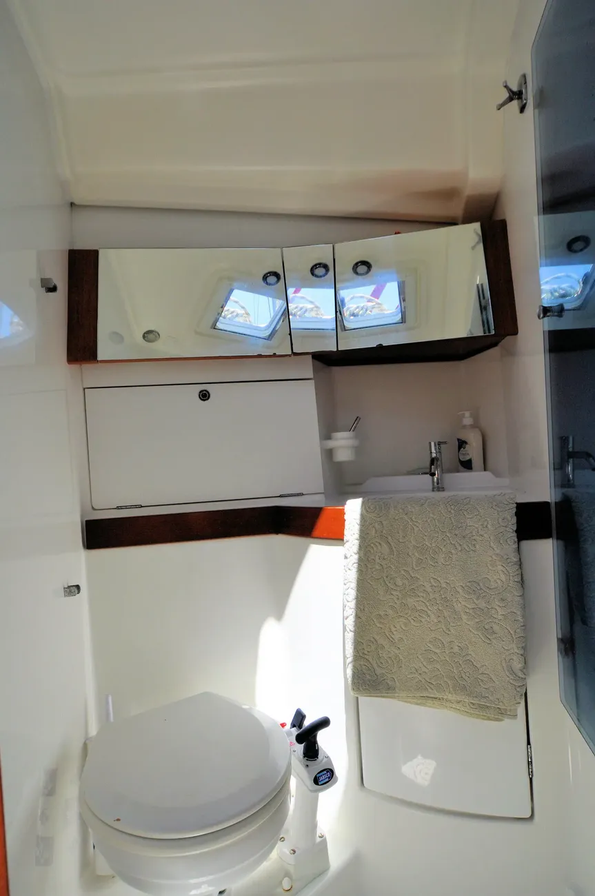 Thumbnail von Beneteau Oceanis 43