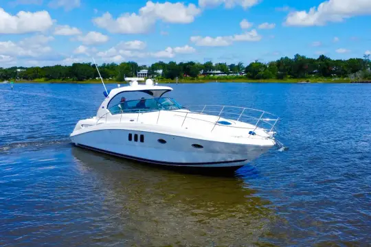 Sea Ray 390 Sundancer