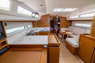 Thumbnail von Jeanneau Sun Odyssey 440