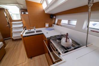 Thumbnail von Jeanneau Sun Odyssey 380