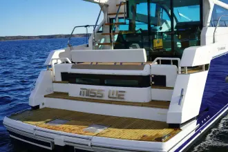 Thumbnail von Fairline Squadron 50