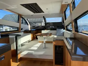 Thumbnail von Fairline Squadron 50