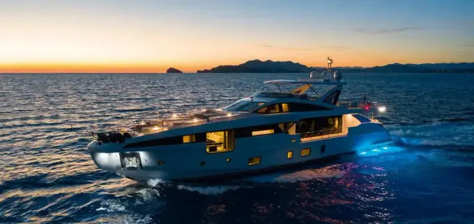 Azimut Grande 32M LONG TENG