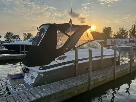 Regal 28 Express