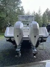 Thumbnail von Boston Whaler 305 Conquest
