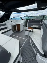 Thumbnail von Cruisers Yachts 38 GLS