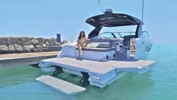 Thumbnail von Cruisers Yachts 38 GLS
