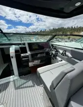 Thumbnail von Cruisers Yachts 38 GLS