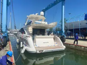 Thumbnail von Custom 15ft 2011 Azimut 58 Flybridge