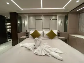 Thumbnail von Custom 15ft 2022 Sunseeker 88 Yacht