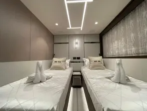 Thumbnail von Custom 15ft 2022 Sunseeker 88 Yacht