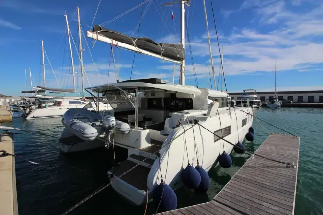 Lagoon 46