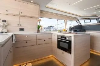 Thumbnail von Aquila 46 Yacht