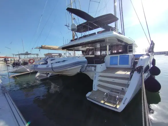 Lagoon 620