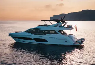 Sunseeker 76 Yacht THIRTEEN