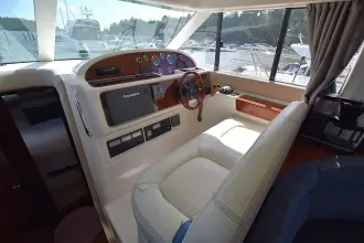 Thumbnail von Prestige 36 Fly Jeanneau Prestige 36