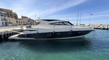 Riviera 5800 Sport Yacht RIVIERA 58 Sport Yacht