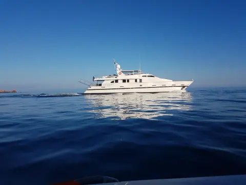 Azimut 90