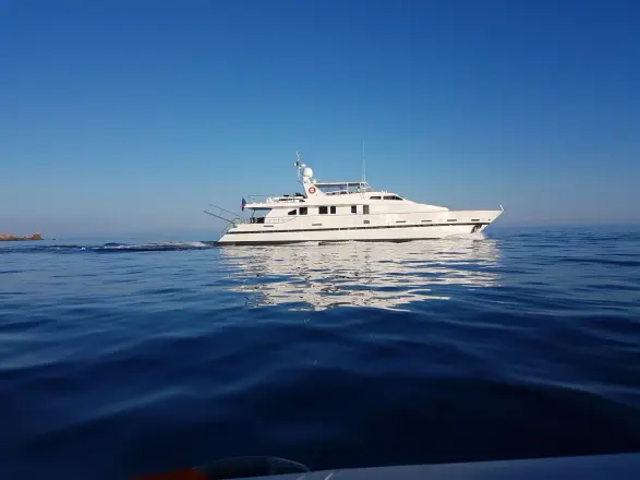 Azimut 90