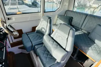 Thumbnail von Axopar 28 Cabin