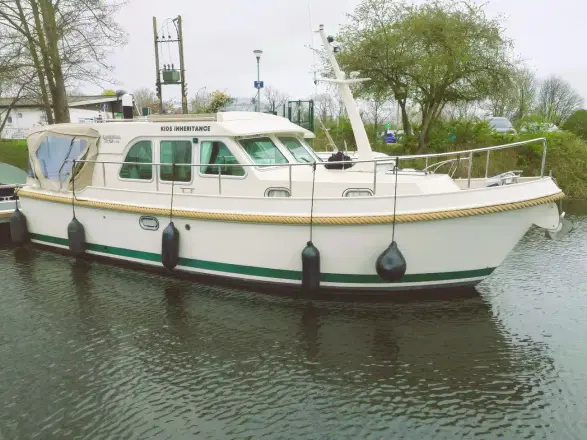 Linssen 29.9 Sedan