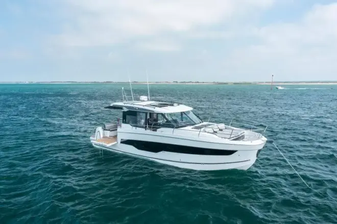 Jeanneau Merry Fisher 1295 Fly
