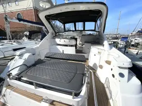 Thumbnail von Regal Sportyacht 3760