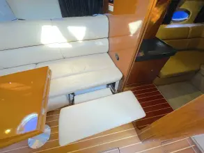 Thumbnail von Regal Sportyacht 3760