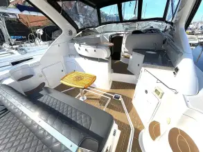 Thumbnail von Regal Sportyacht 3760