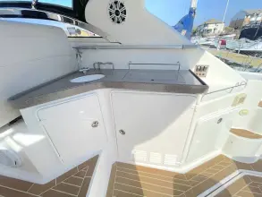 Thumbnail von Regal Sportyacht 3760