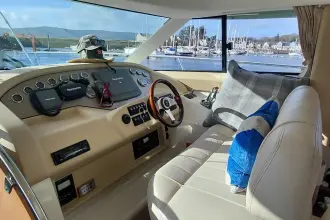 Thumbnail von Prestige 42 Fly Würde
