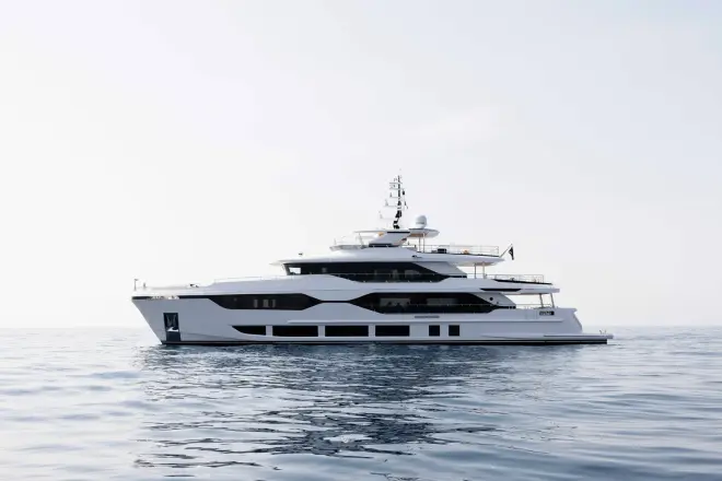 Majesty 120