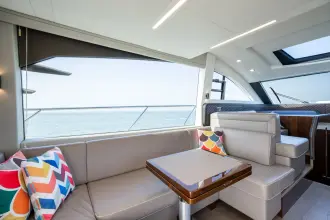 Thumbnail von Fairline Squadron 53 mit niedriger Laufleistung