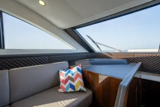 Thumbnail von Fairline Squadron 53 mit niedriger Laufleistung