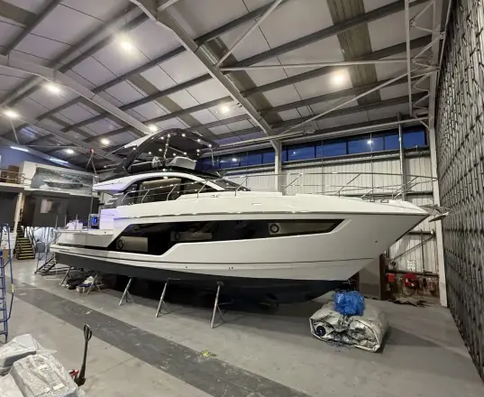 Fairline Squadron 58