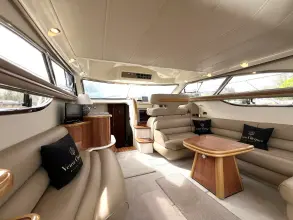 Thumbnail von Sealine F43 Beliebter Flybridge-Kreuzer