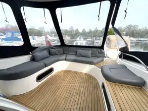 Thumbnail von Sealine F43 Beliebter Flybridge-Kreuzer