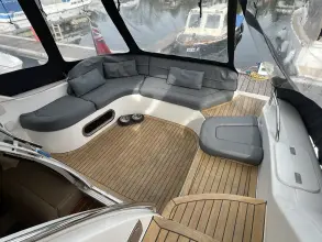 Thumbnail von Sealine F43 Beliebter Flybridge-Kreuzer