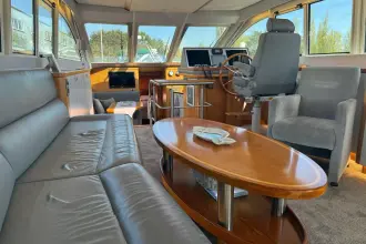 Thumbnail von Van Den Hoven 1700 Executive Gipsy